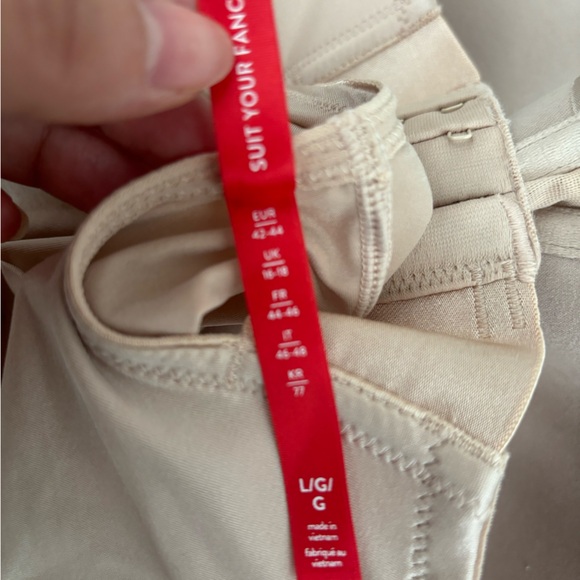 Spanx suit your fancy cupped mid thigh bodysuit size large NWT champaigne beige - Picture 8 of 9